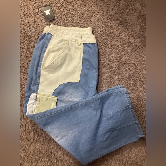 Nwt XPLUS women’s color block, wide leg jeans, three XL - Picture 14 of 16